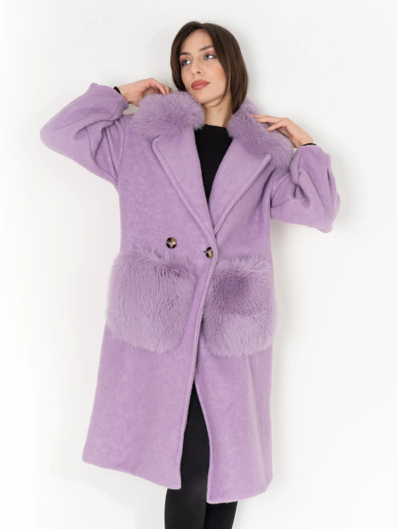 Coat with pockets and collar in lilac fox