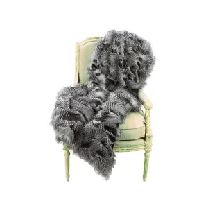 Fur Throw 'Saber Sterling'