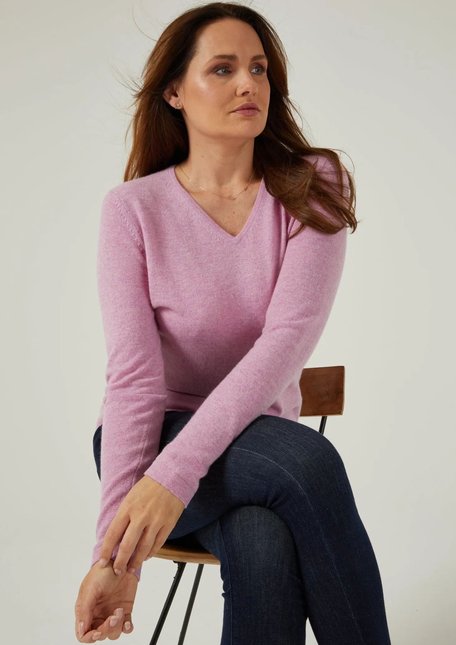 Georgina Ladies Geelong Lambswool Vee Neck Jumper In Flamingo