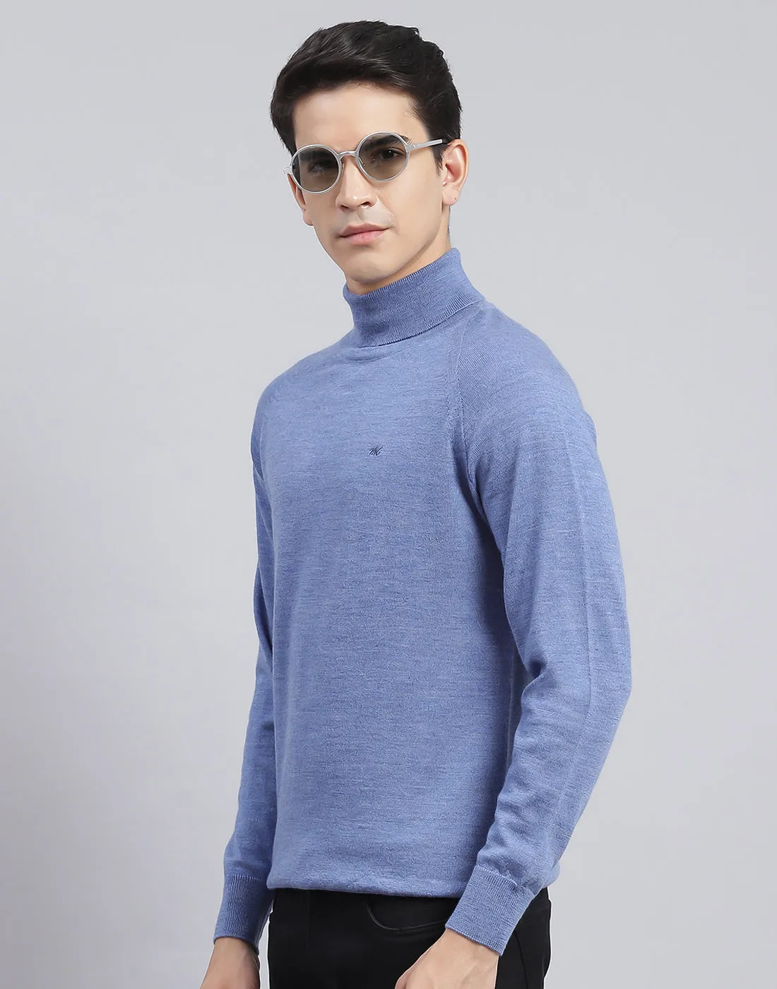 Men Blue Solid High Neck Full Sleeve Pullover