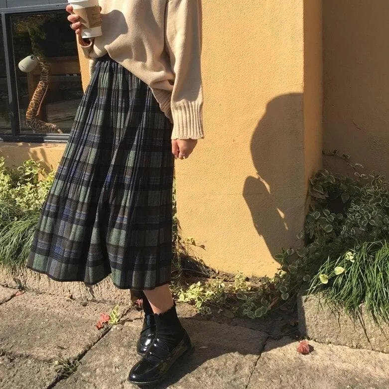 Pleated Midi Skirt With Plaid Pattern