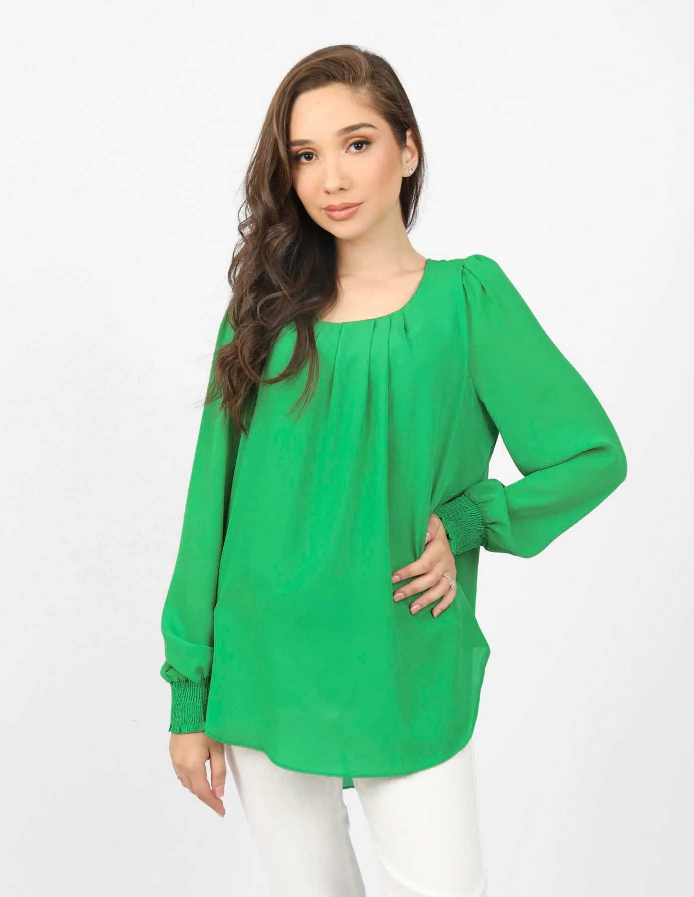 Short Pleat Blouse